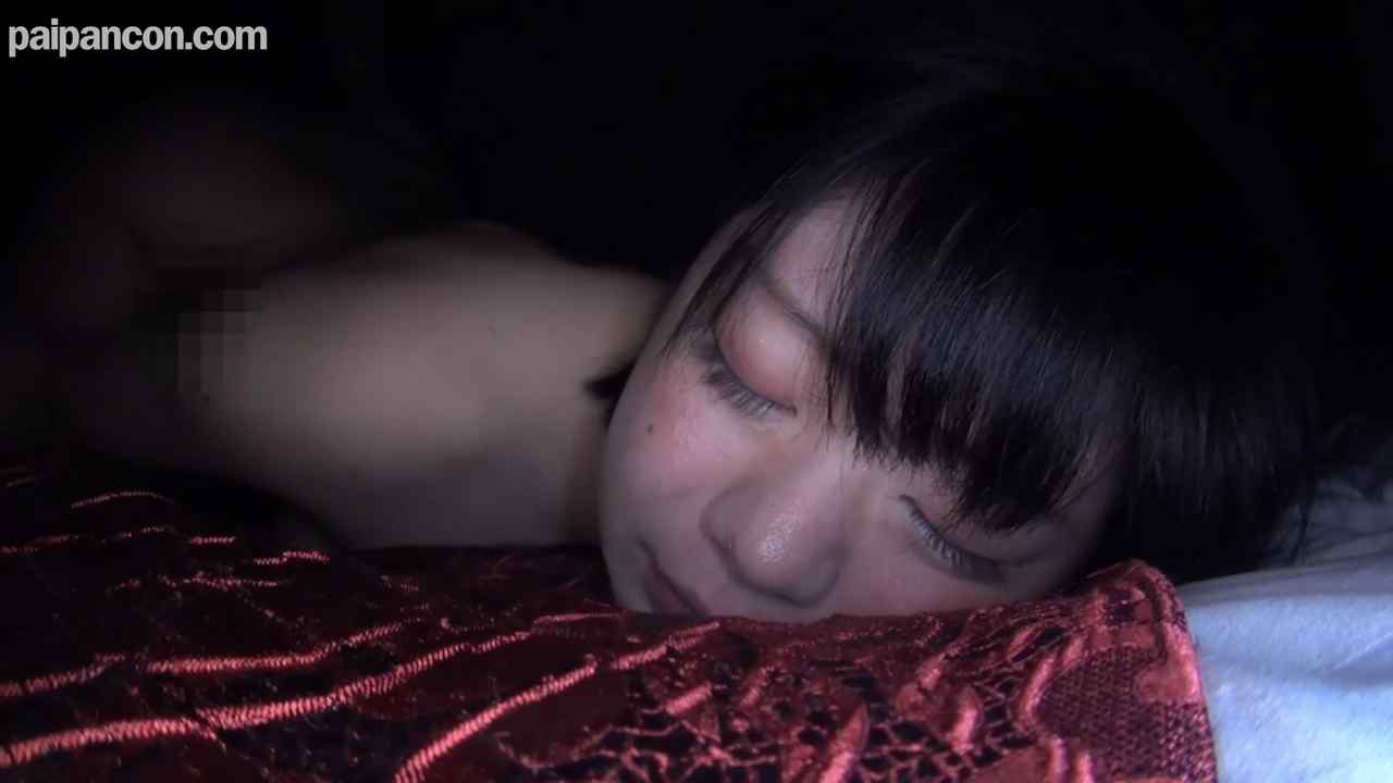 FC2-PPV-4792822 - 究極の背徳！つるつるパイパンま〇こに中出し！！清純を穢す快感を知りたい、そんなあなたへ。　その4 thumbnail_6.jpg