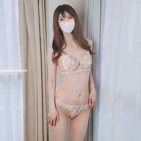 FC2-PPV-4804317 - 既婚美尻スレンダーさくら(27) エロすぎ喘ぎ声で濃厚フェラから口内射精。旦那さんに申し訳ないから２発目はお腹に射精...
