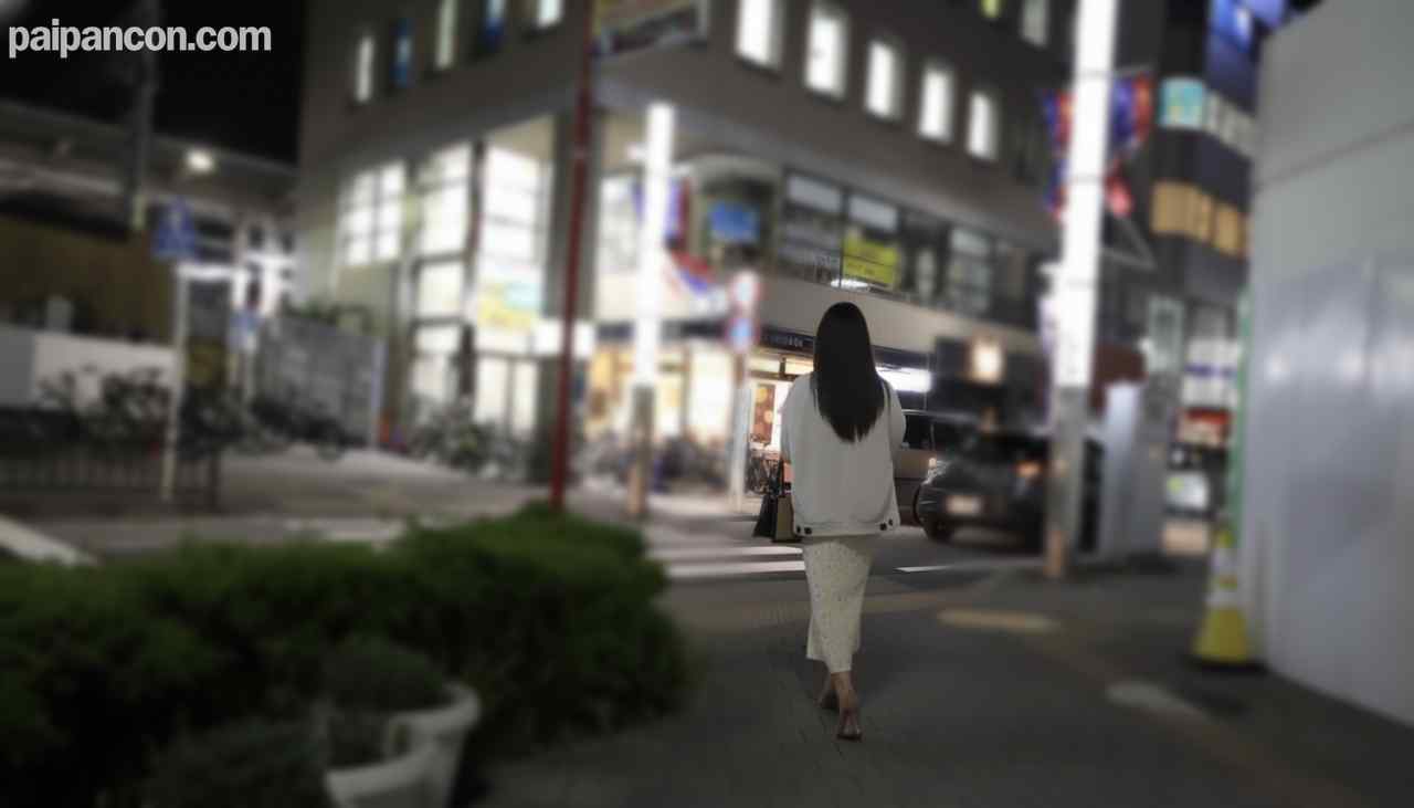 FC2-PPV-4807920 - 【超大量潮吹き】超絶ドM人妻♡ 3ヶ月セックスレスで限界突破「乱暴に**て…」と懇願。乳首ドリルで理性崩壊 お腹上＆口内＆中出しの3連発からのお掃除フェラで完遂！ thumbnail_0.jpg