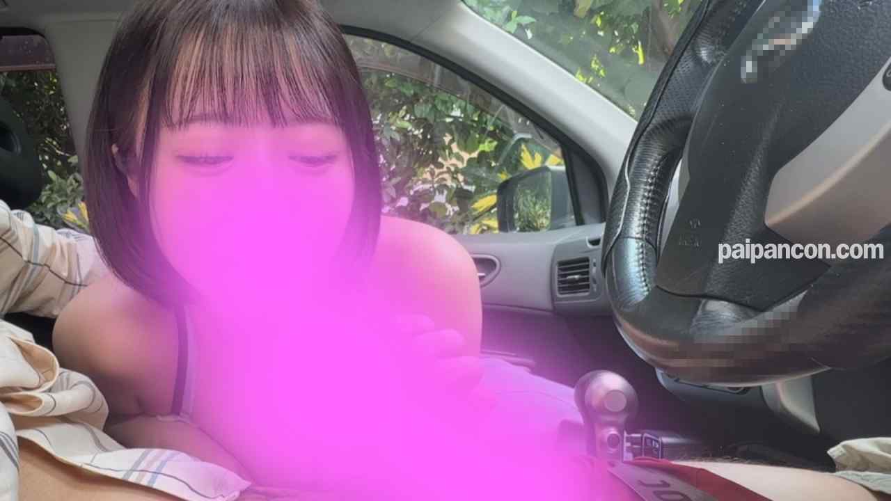 FC2-PPV-4819222 - 服の上からもで分かるメガトン級おっぱいのめいちゃんに車内フェラしてもらって口内射精＆精飲！！ thumbnail_3.jpg