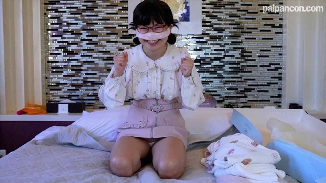 FC2-PPV-4828137 - 361_【ドキドキ生エッチ解禁】撮影直前に安全日確認→自分でゴム外し挿入も怖く2回目撮り直しで生えっち成功！生ちんぽでいつもと違う快感にハマっちゃう♪幸せ潮吹き絶頂！もこちゃん2nd第1章【海外版】 thumbnail_1.jpg