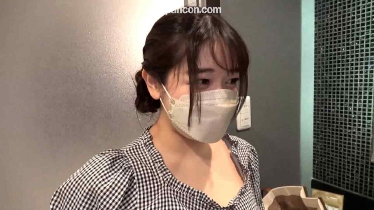 FC2-PPV-4831575 - [個撮]※50本限定超特価※メンズエステをデリバリーしたら美人そうな人妻が！マスク取ったら美人過ぎて土下座してハメ撮り懇願！ thumbnail_0.jpg