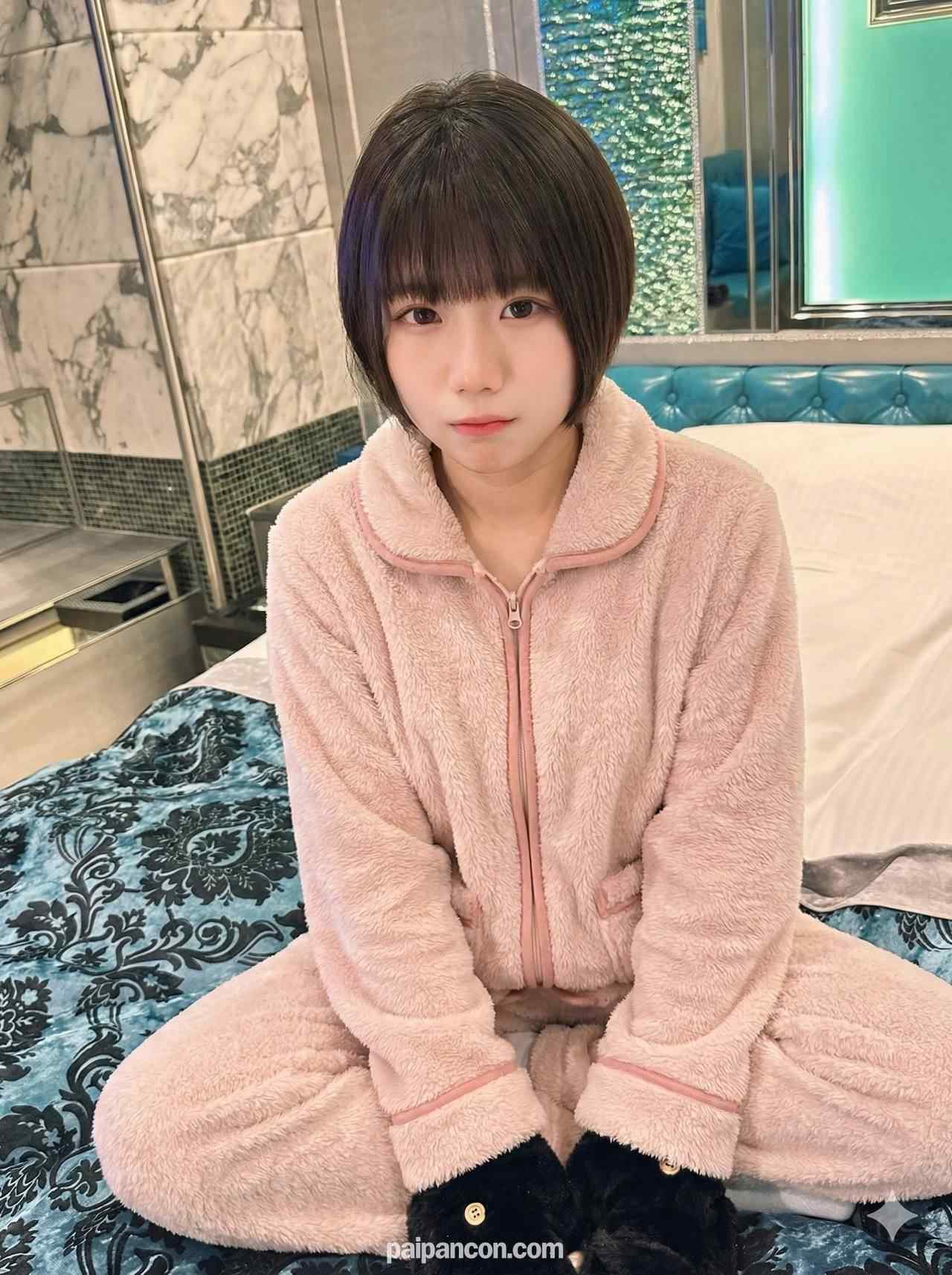 FC2-PPV-4834301 - 【超短期掲載】18才と2日目 アイドル級バスケ部長に溢れるほどの種付け中出し thumbnail_0.jpg