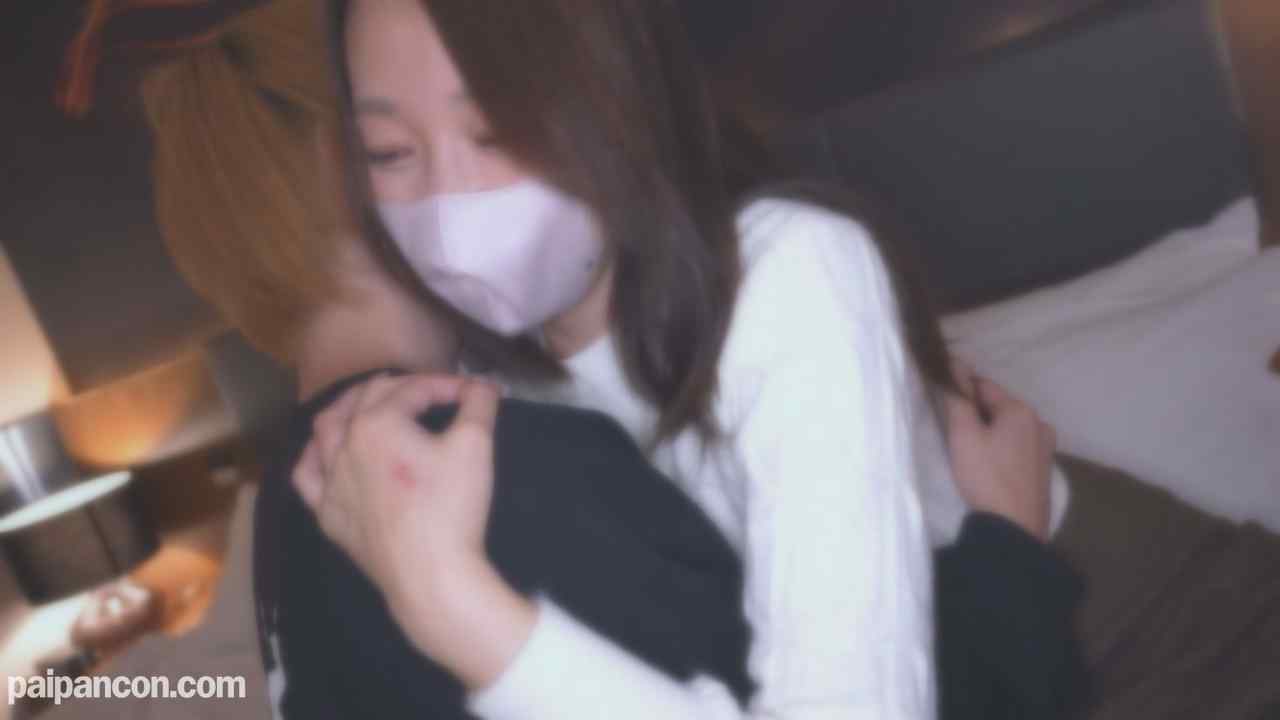 FC2-PPV-4894409 - 【奇跡の45歳】性欲が強すぎる美熟女さんと3Pで中出し thumbnail_3.jpg