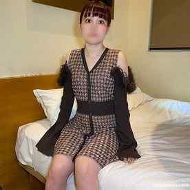 FC2-PPV-4898171 - ※17日まで初回限定70％OFF※【顔出し・ハーフ美人の人妻悶絶３Pハメ撮り編】調教しなくてはいけない人妻に彼女よりも倍近い大きな大男が2人攻め続け悶絶してしまうほど激しい３Pで調教