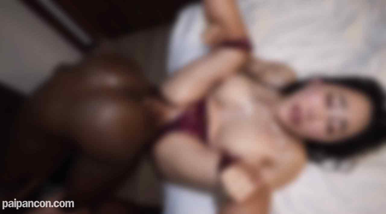 FC2-PPV-4907453 - 【無】【期間限定公開】誕生日に黒人３P初解禁！！巨乳・デカ尻の美女と巨根黒人2人で破壊して、２連続生中出し孕ませオイルぬるぬる3Pしてきた！ thumbnail_8.jpg