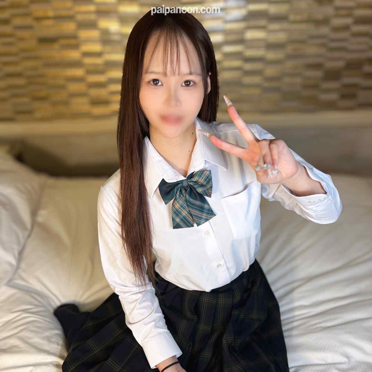 FC2-PPV-4918326 - 【※５日間限定販売！】【ふとした笑顔に恋をする、黒髪ロングの誘惑】神スタイル18歳ひとみちゃんが悶絶初20cmオーバー巨根で大量中出し、しっかりカメラに収めて参りました。 thumbnail_0.jpg