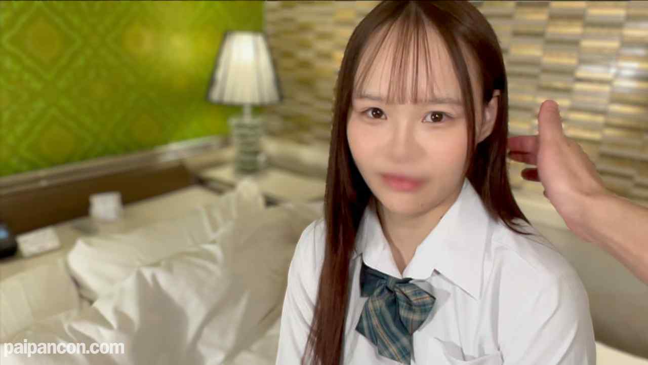 FC2-PPV-4918326 - 【※５日間限定販売！】【ふとした笑顔に恋をする、黒髪ロングの誘惑】神スタイル18歳ひとみちゃんが悶絶初20cmオーバー巨根で大量中出し、しっかりカメラに収めて参りました。 thumbnail_2.jpg