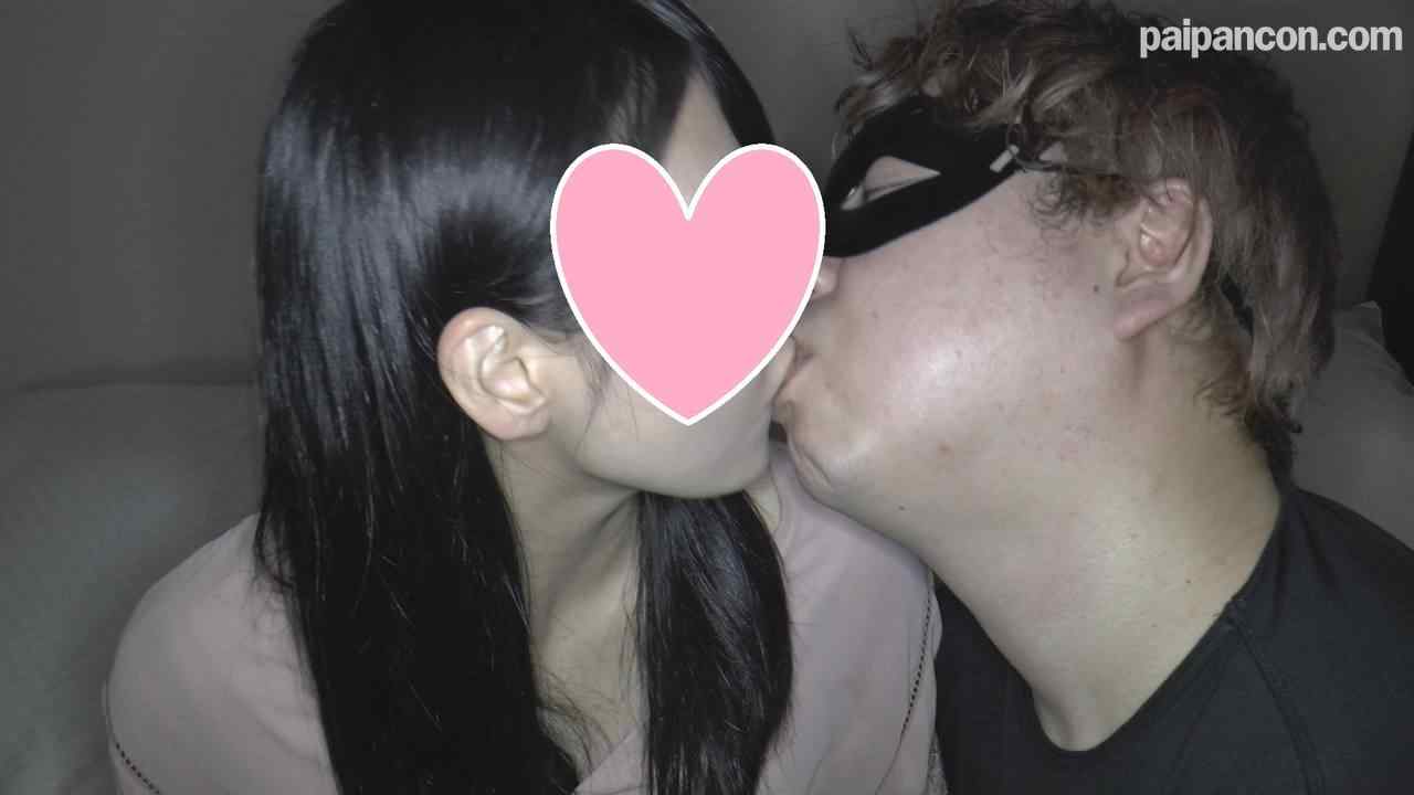 FC2-PPV-632666 - 【個人撮影】顔出し　21歳　黒髪で素朴な巨尻女子大生と、生3Pしちゃいましたｗｗｗ【高画質版有】 thumbnail_0.jpg